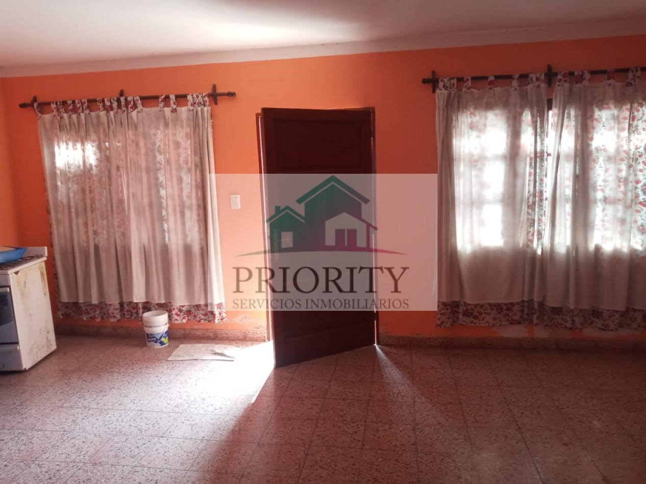 Casa en VENTA (2 plantas)