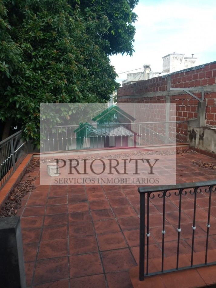 Casa en VENTA (2 plantas)